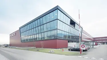 001_planzer_aussenansicht